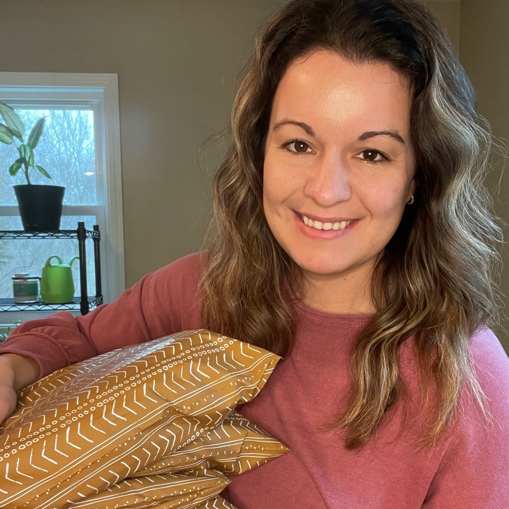 Meet your Posher, Britta